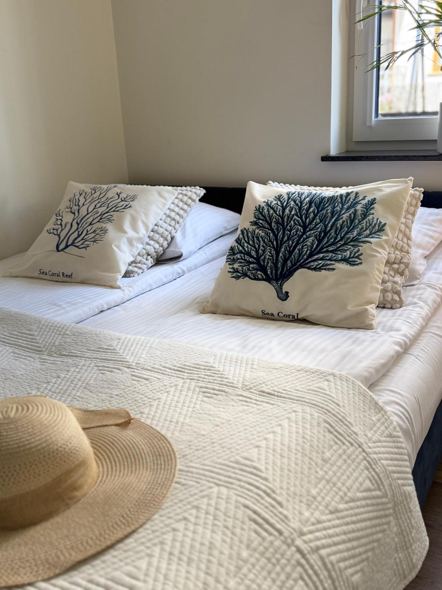 Karwia Marina Apartamenty Buitenkant foto