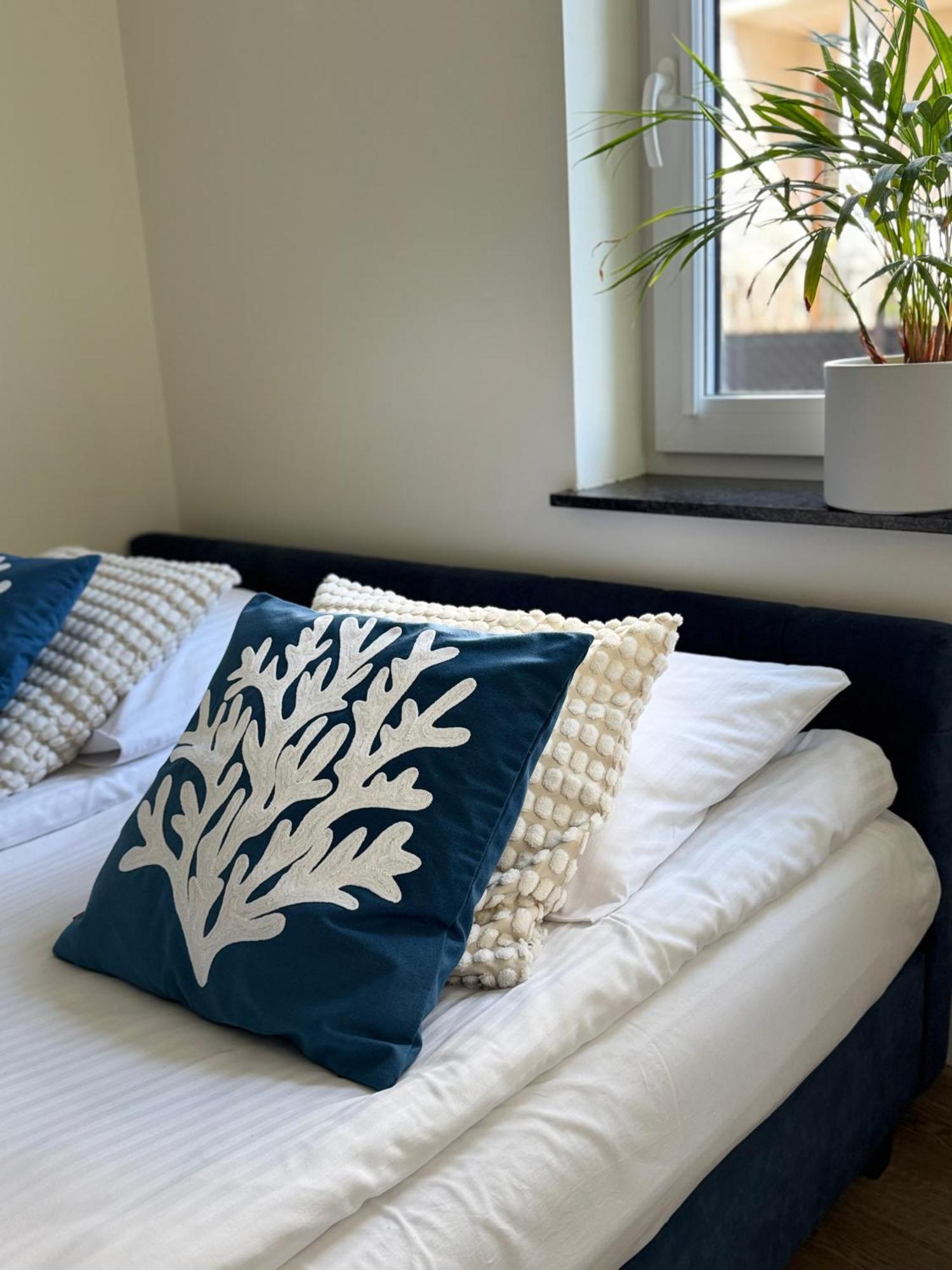 Karwia Marina Apartamenty Buitenkant foto
