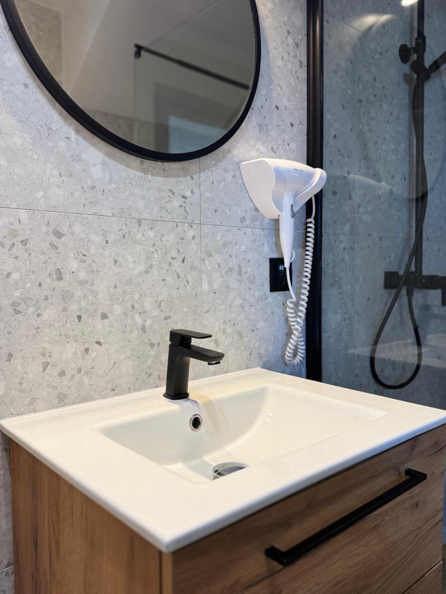 Karwia Marina Apartamenty Buitenkant foto